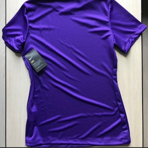 Nike Purple Athletic Short Sleeve Shirt - Picture 4 of 5